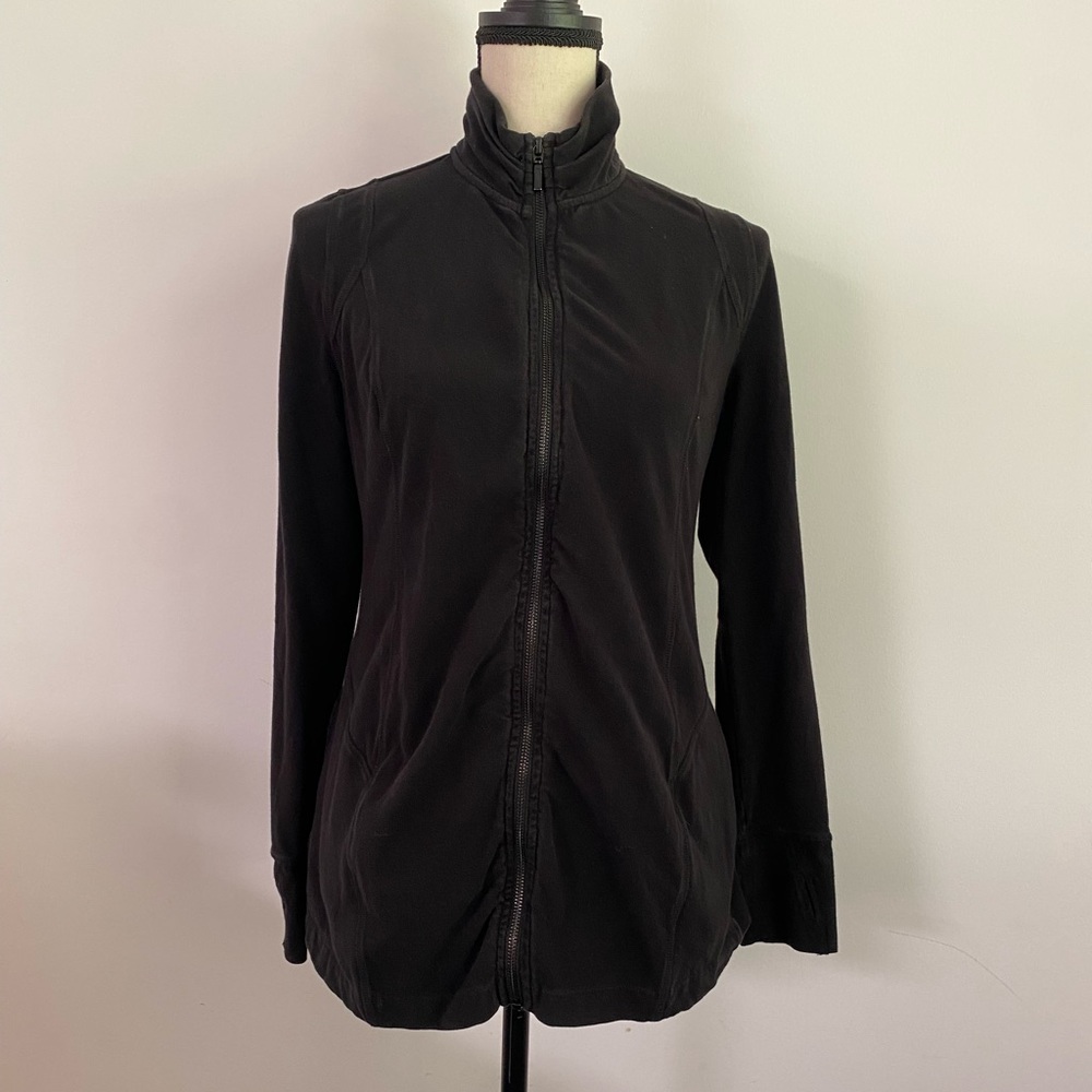 A PEA IN THE POD BLACK ZIP UP